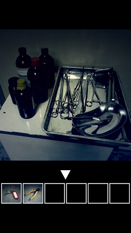 Escape from Dark Hospital screenshot-3
