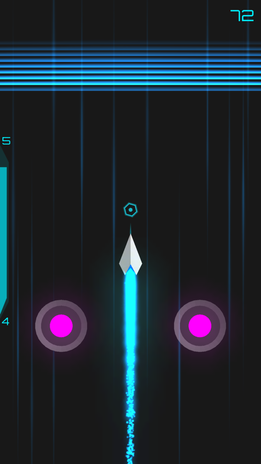 #4. Hyperdrive Jump (iOS) Podle: Tarek Mongy