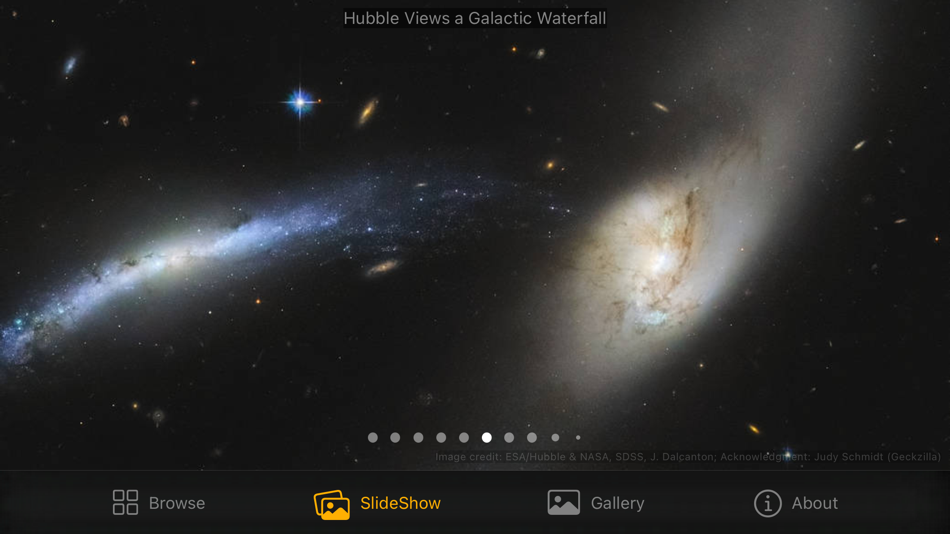 #4. Hubble: Deep Space (iOS) 由: Alparslan Topbas