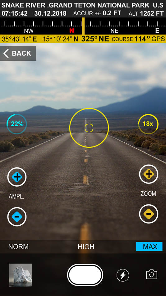 #5. Compass 54 Pro (iOS) 由: Elen Bekzadyan