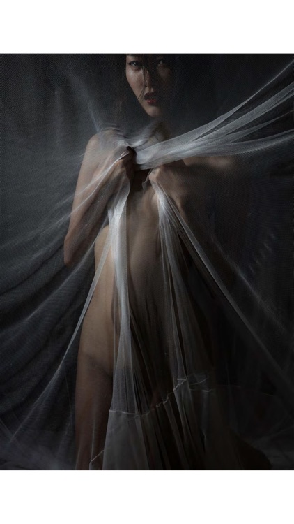 NORMAL MAGAZINE - The best nudes by the best photographers
