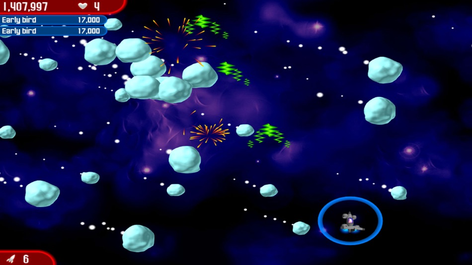 #4. Chicken Invaders 2 Xmas (iOS) 来自: InterAction studios