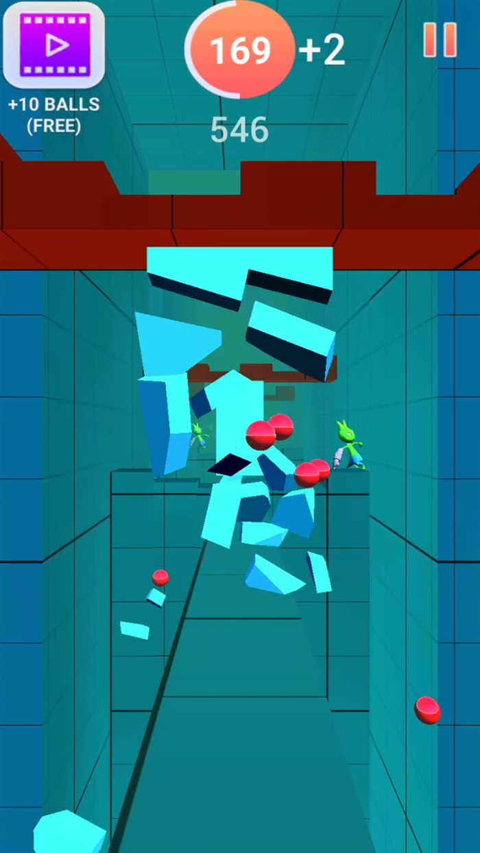 Alien Hit  Throw Ball