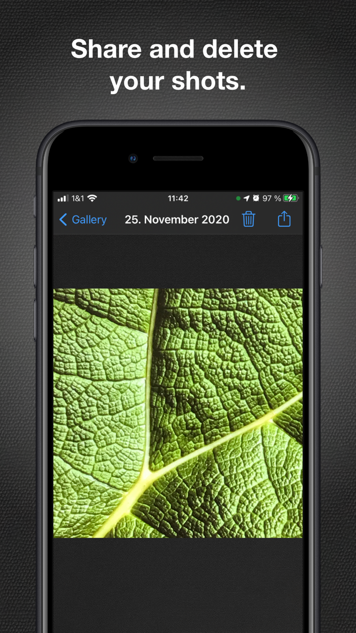 iMicroscope - Magnifying Glass