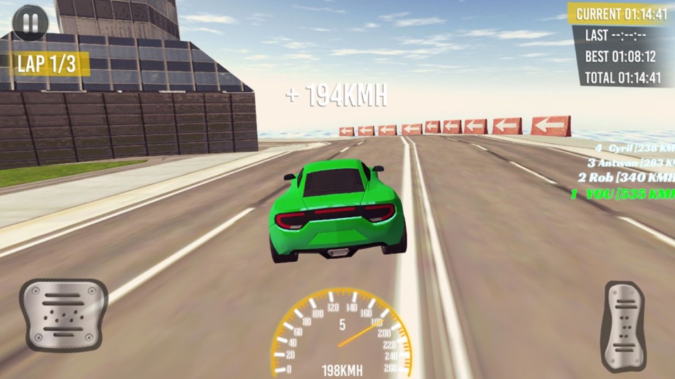 #5. Fastest Traffic Racing Career (iOS) 由: Fatih Turk