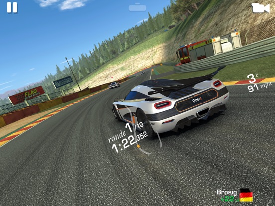 Real Racing 3 iPad app afbeelding 6