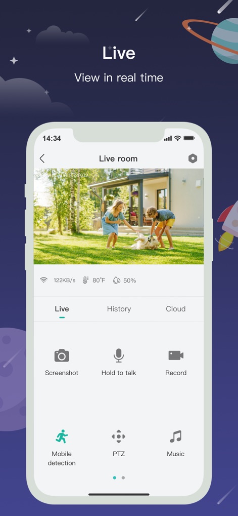 CloudEdge - Gain immediate access to real-time footage, alongside quick actions like taking a 'Screenshot' or enabling 'Mobile detection'.