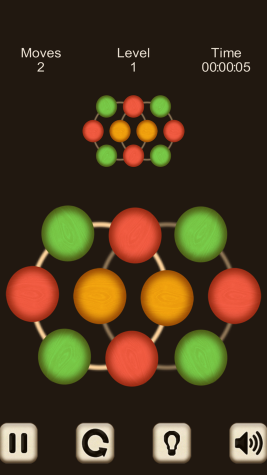 #2. Simple Ring Puzzle (iOS) 由: Ruslan Goncharenko