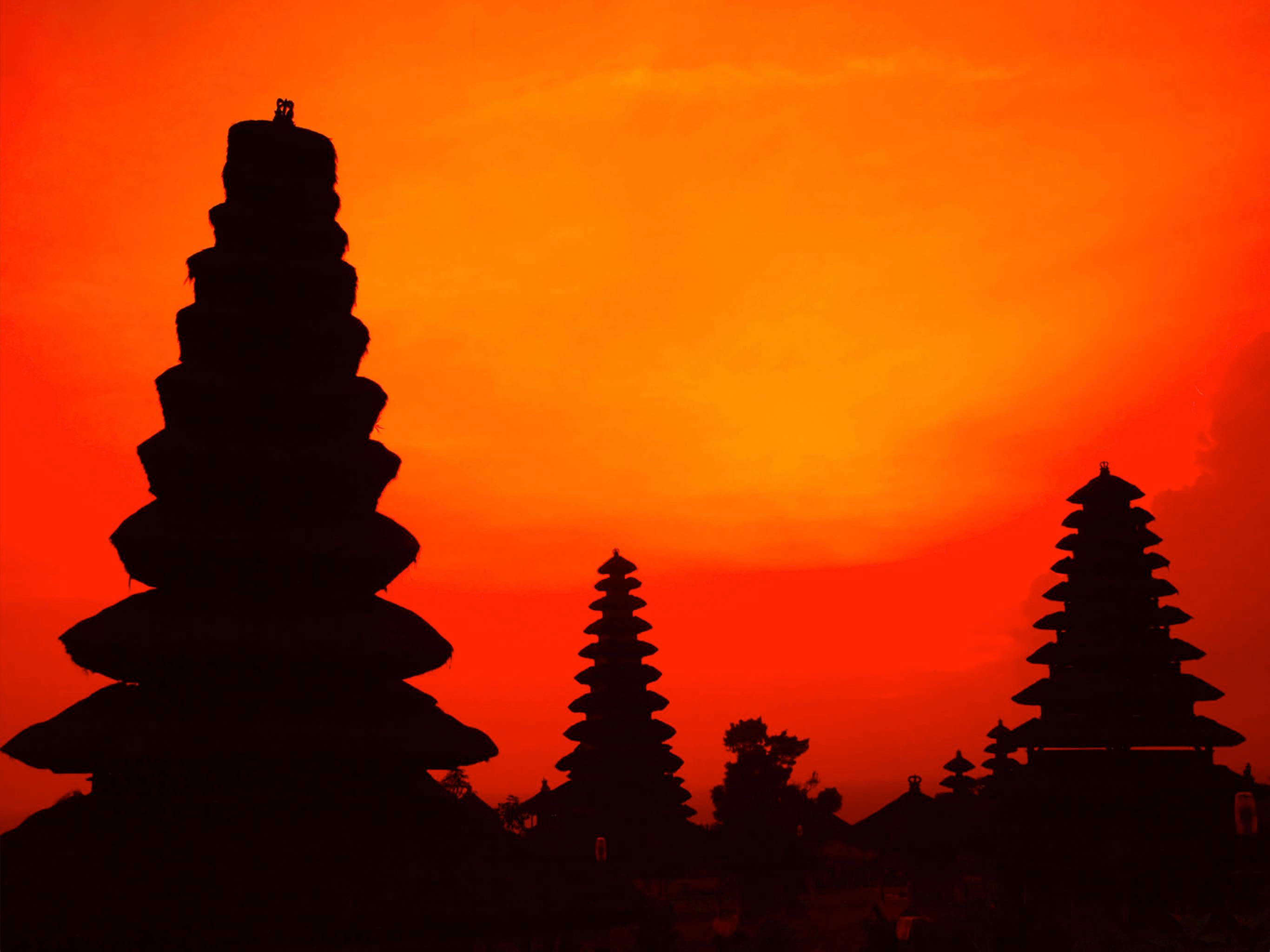 Bali Travel Guide .