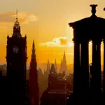 Edinburgh's Best: Travel Guide App Problems