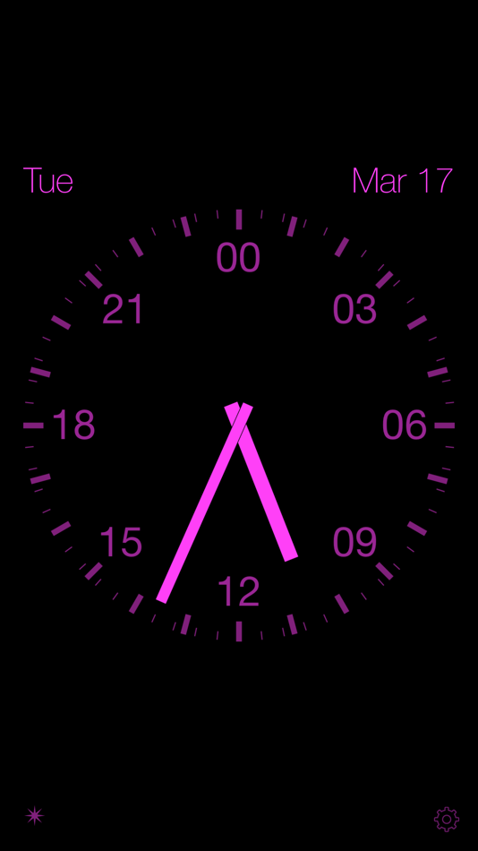 #4. Disappearing Bedside Clock (iOS) Podle: Midnight Oil Enterprises LLC
