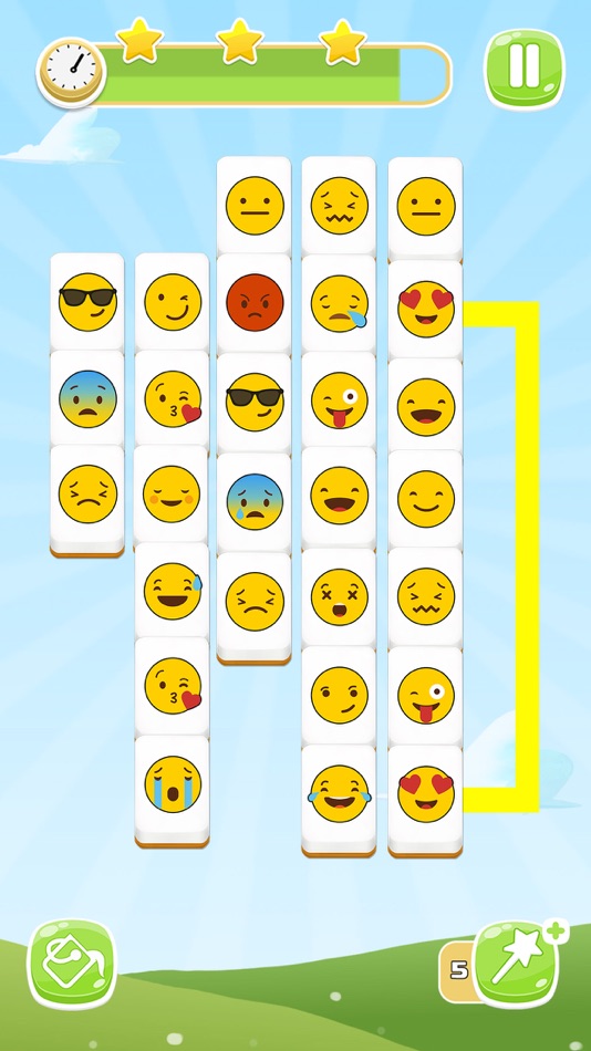 #1. Emoji game : play with smileys (iOS) 由: PLAYTOUCH