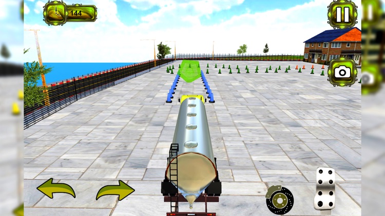 Real 18 Wheeler Truck Driving Training Simulator