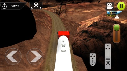 Hill Climb Truck Oil Transport screenshot 2