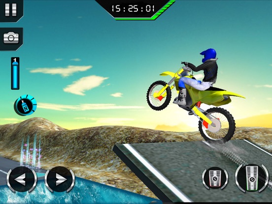 Screenshot #4 pour Biker Racing Mania