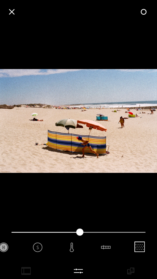 #3. FILCA - Film Camera Filter (iOS) بواسطة: Suhyung Park