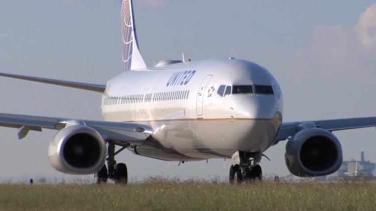 Watch Airplanes