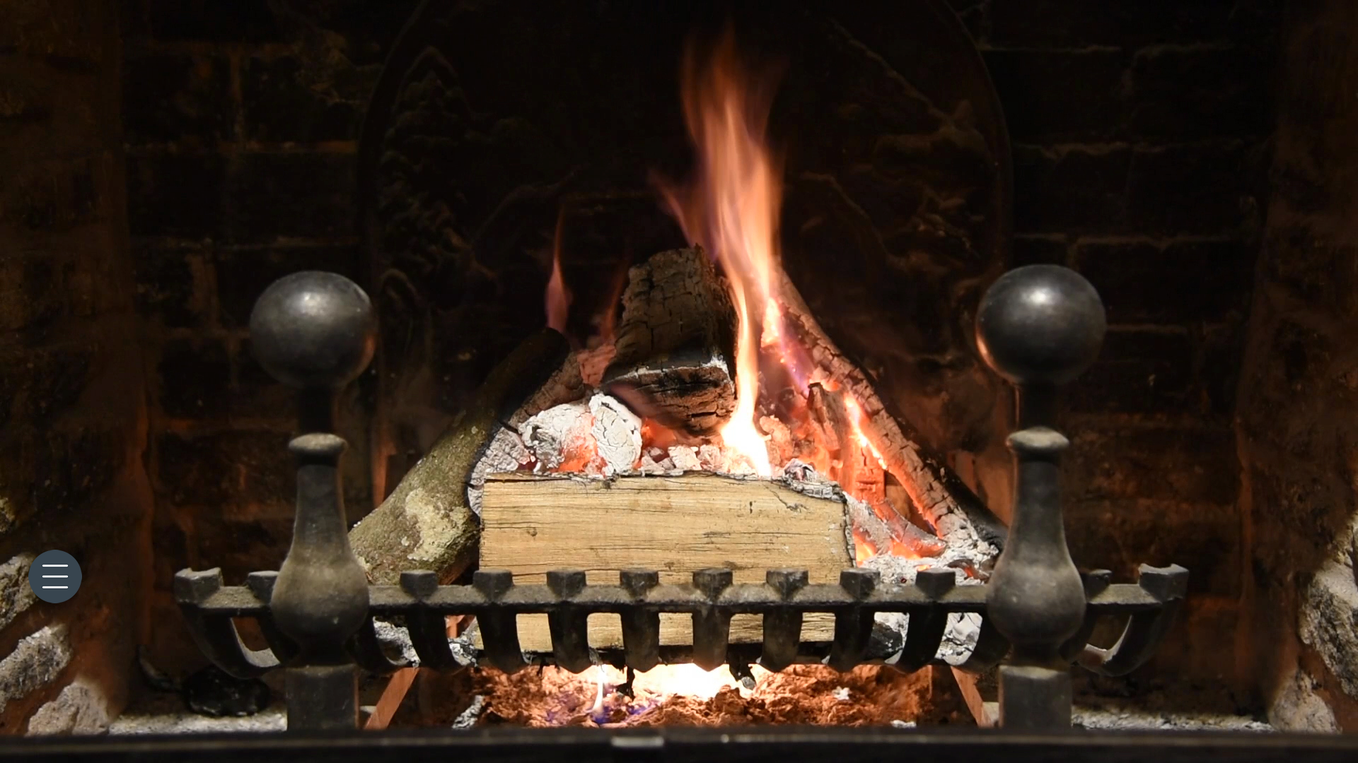Fireplace Christmas Radio