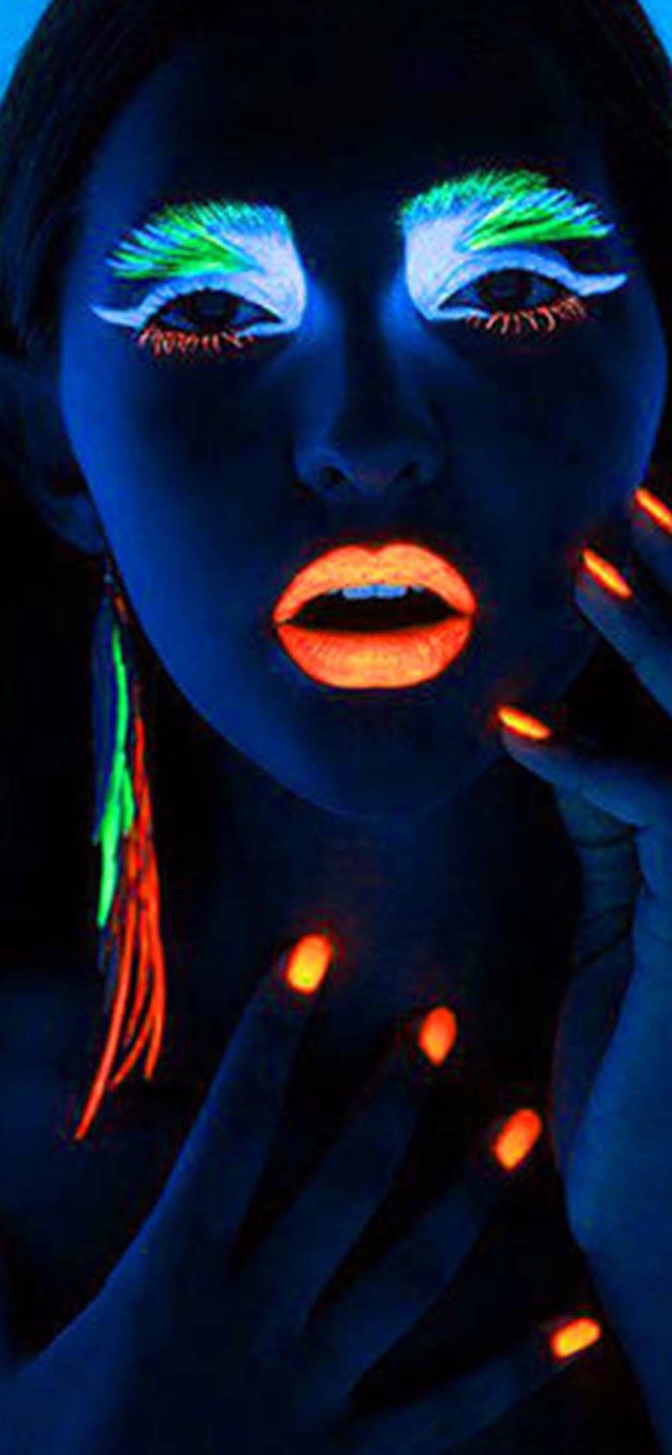 Black Light Vision iphone screenshot 2
