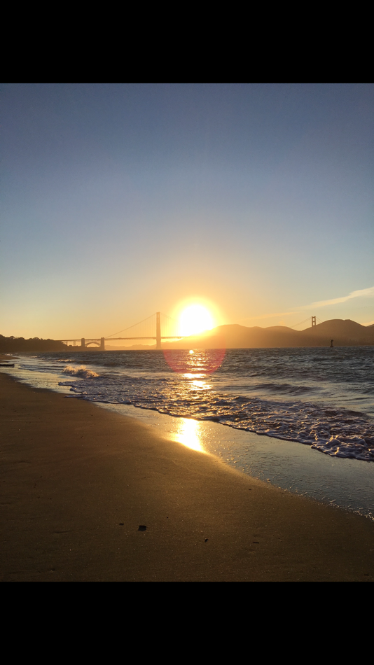 #7. Unlive - HD video in the photo (iOS) От: Francis Bonnin