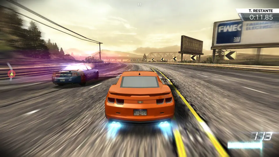 Captura de pantalla de Need For Speed™ Most Wanted en iPhone 2