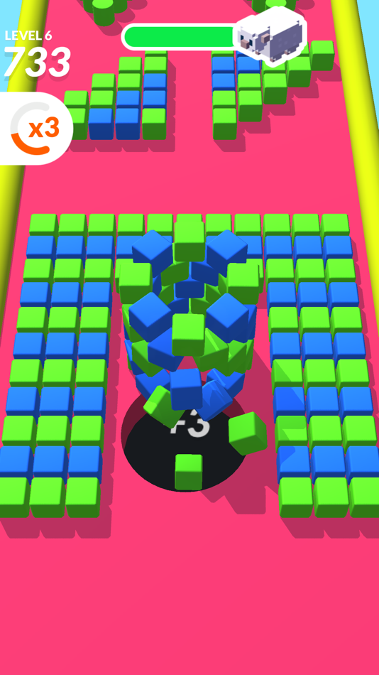 #8. Holoo - Swallow every cube ! (iOS) By: ELIA GAMES