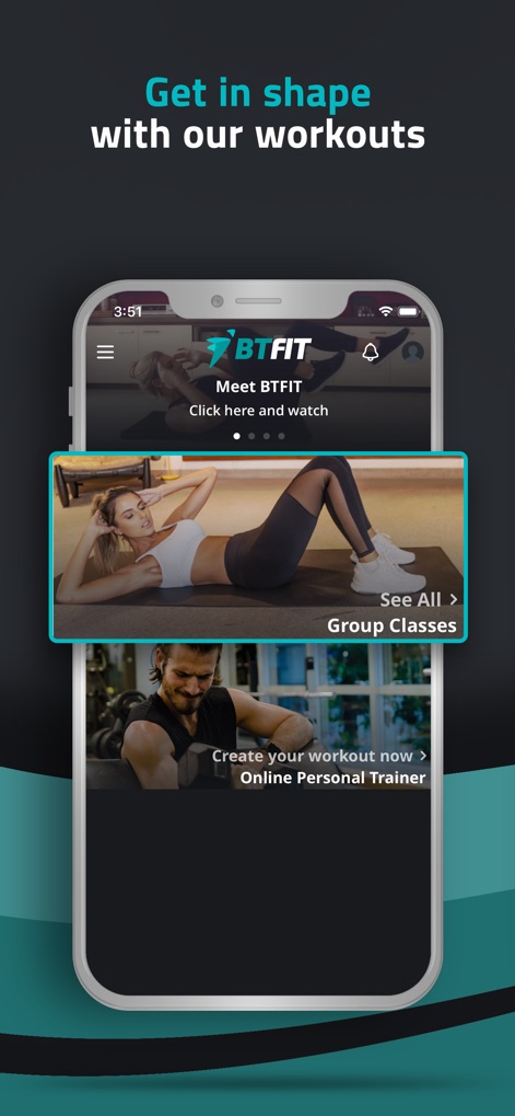 BTFIT: Personal trainer online - 本スクリーンショットは、アプリのホーム画面を通じて、ユーザーが選択できる集団クラスのバナーと、パーソナルトレーナーによる個別メニュー作成オプションの項目を明確に示しています。
