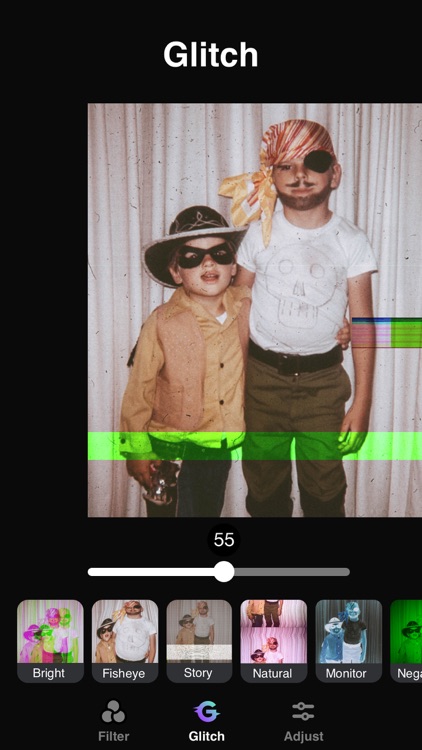Photo Editor •
