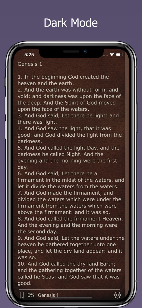 Holy Bible for Daily Reading - Para una experiencia de lectura nocturna óptima, la aplicación ofrece un modo oscuro, que reduce la fatiga visual con un fondo tenue y el texto claro, garantizando confort durante sesiones de estudio prolongadas.