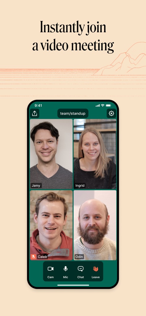 Whereby - Video Meetings - Dieser Screenshot zeigt die nahtlose Benutzeroberfläche einer Live-Videokonferenz, komplett mit den Gesichtern von vier aktiven Teilnehmern und den zentralen Bedienelementen für Kamera und Mikrofon am unteren Bildschirmrand.