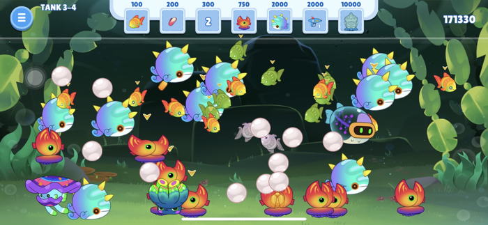 Aquarium Feeding Fish World