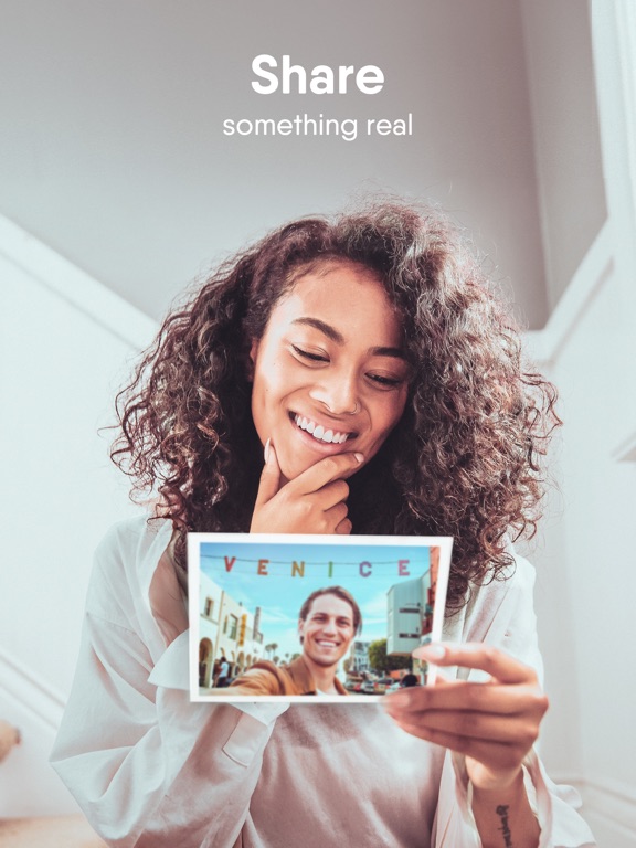 Touchnote The best postcards & greeting cards app screenshot