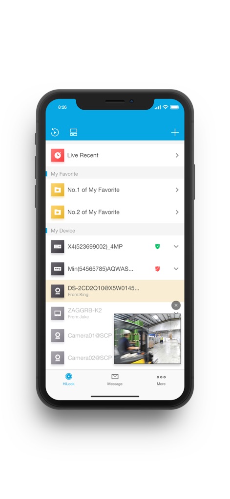 HiLook - Esta pantalla revela las opciones de gestión de dispositivos, donde los usuarios pueden organizar cámaras favoritas y revisar eventos recientes, destacando los iconos de estado de seguridad y las previsualizaciones de video compartidas.