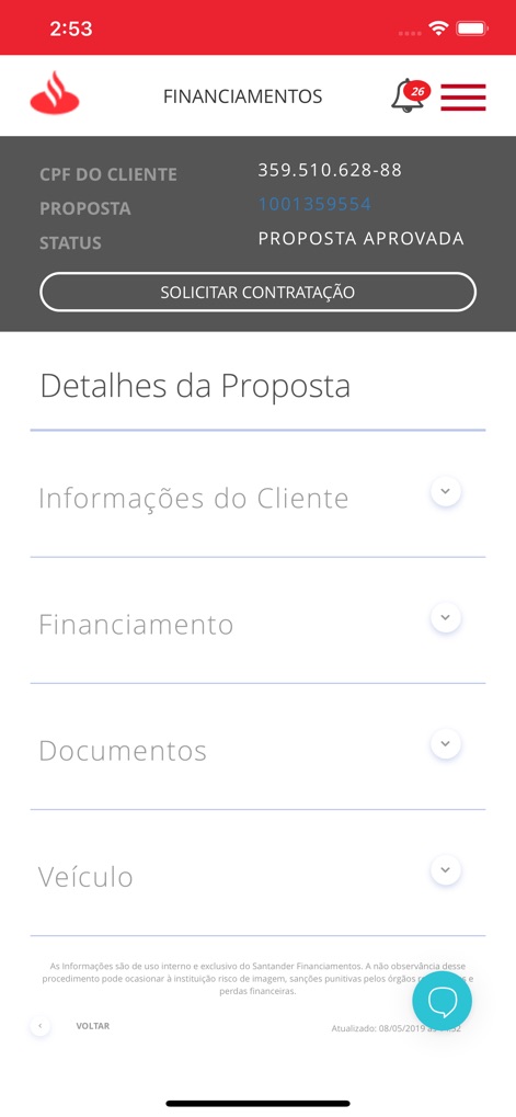 Santander Financiamentos - The app provides a comprehensive view of an approved proposal, featuring the 'PROPOSTA APROVADA' status and organized expandable sections for 'Informações do Cliente' and 'Veículo' details.
