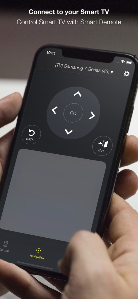 Universal Smart Remote for TV - La imagen muestra un pad direccional (D-pad) intuitivo con un botón "OK" central para la navegación de menús y acceso a contenido, junto a los prácticos botones "BACK" y "EXIT" para una gestión sencilla.