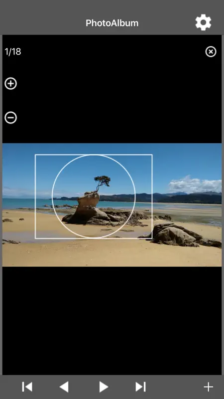 Photo Album Watch Face screenshot 1 of 3