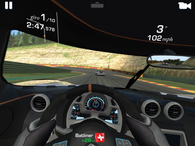 Real Racing 3 su App Store