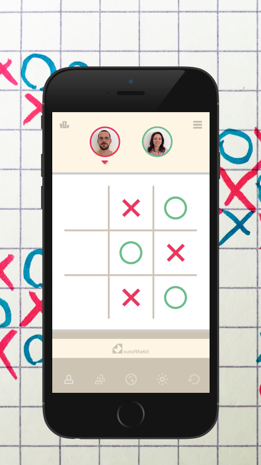 #4. Tic Tac Toe (iOS) 由: OutOfTheBit Ltd
