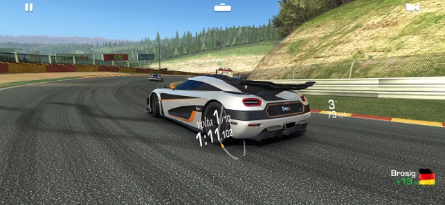 Real Racing 3 na App Store