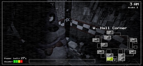 Five Nights at Freddy's - 사용자는 보안 카메라를 통해 서쪽 복도 모퉁이를 감시하며, 왼쪽에는 애니매트로닉 보니의 위협적인 모습과 오른쪽에는 전체 감시 시스템 지도를 확인할 수 있습니다.