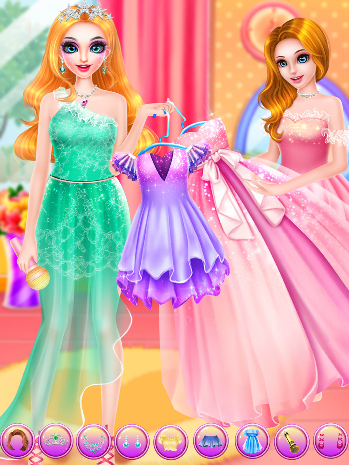 Celebrity Story-Dress up