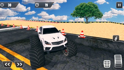 Monster Ramp Stunts Challenge screenshot 4