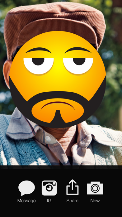 Screenshot #2 pour Emoji Me - FREE Funny Smiley Emoticon Stickers Photo Editor