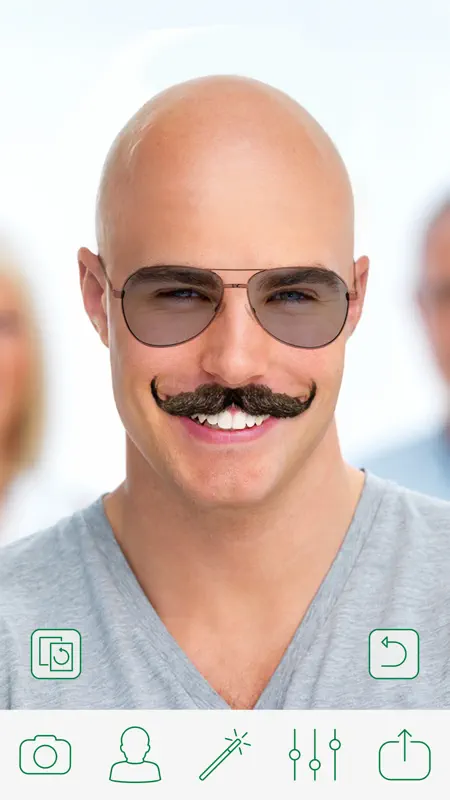 Bald Head Photo Booth Pro screenshot 4 of 4