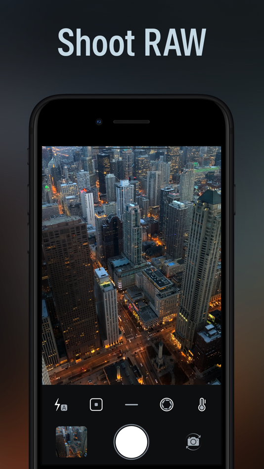 #1. Camera M - Pro Manual Camera (iOS) 由: bxb