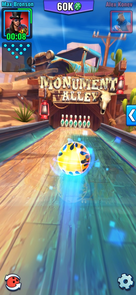 Bowling Crew — 3D Sport Game - La aplicación transporta a los usuarios a la temática del desierto de Monument Valley, mostrando una pista única y la interfaz de usuario con los perfiles de los jugadores en tiempo real.