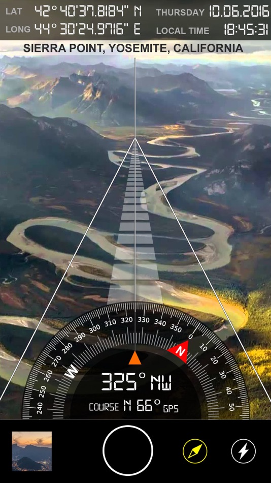 #2. Compass i8 (GPS Camera) (iOS) 由: Arman Tagvoryan