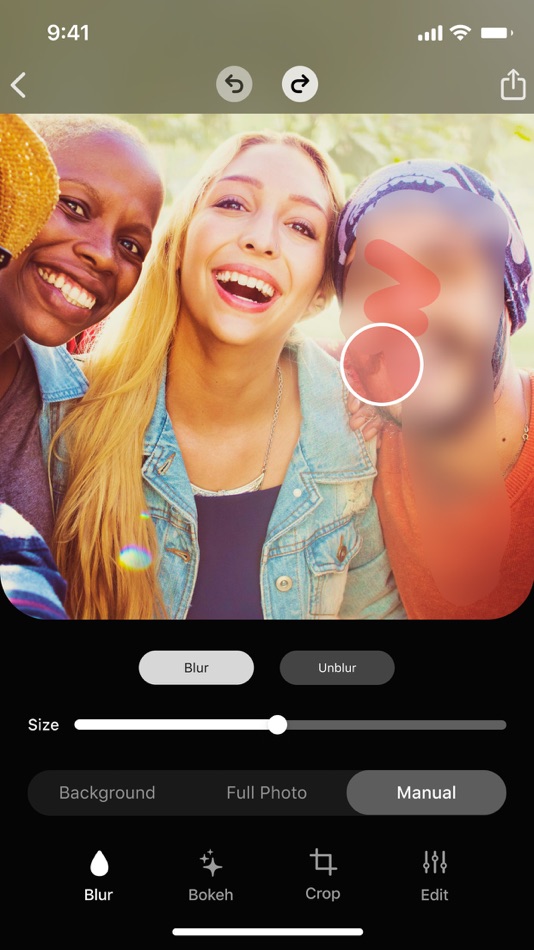#5. Blur Photo - Effect Editor (iOS) Podle: Appenvision Ltd