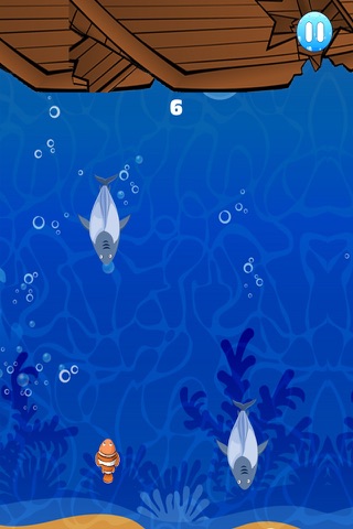 A Tiny Clown Fish Tap Game - Move to Save Free screenshot 4