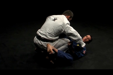 BRAZILIAN JIU-JITSU - The « firefighter » guard screenshot 2